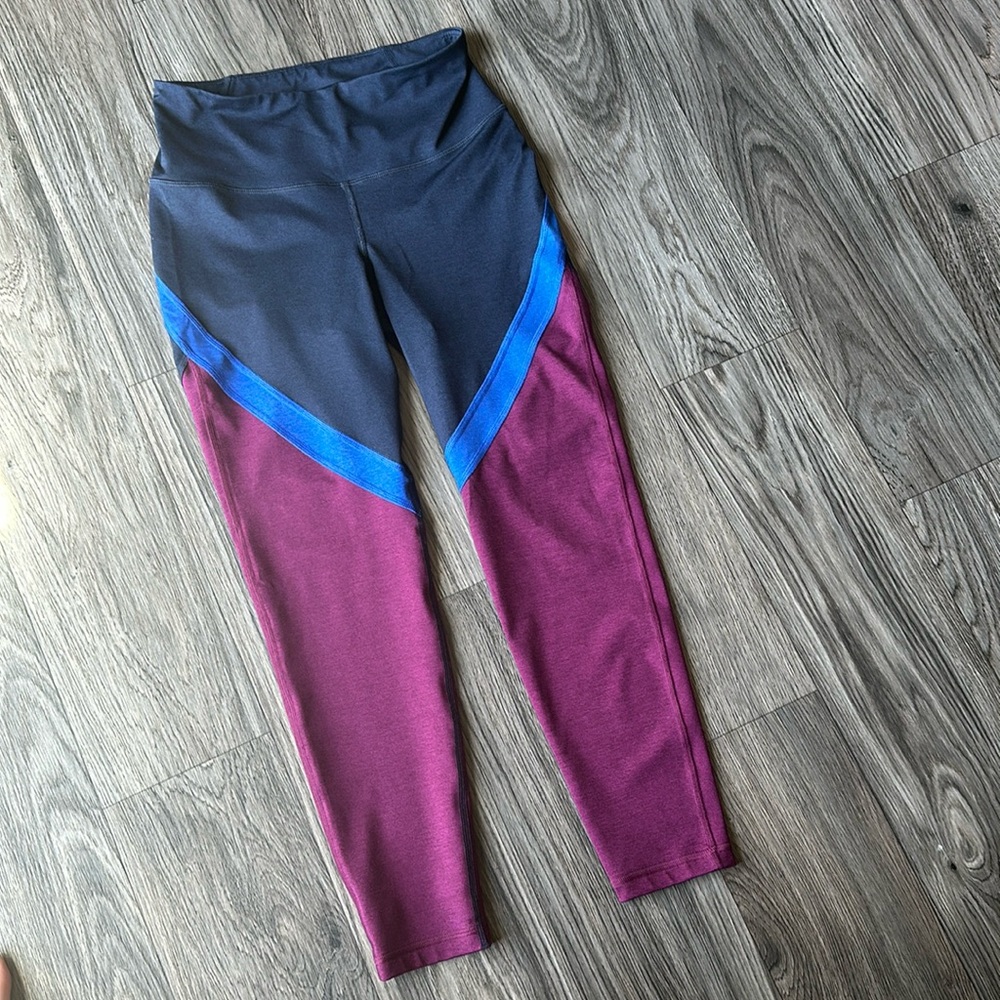 Old Navy Active Leggings - Tri-Color Size M
